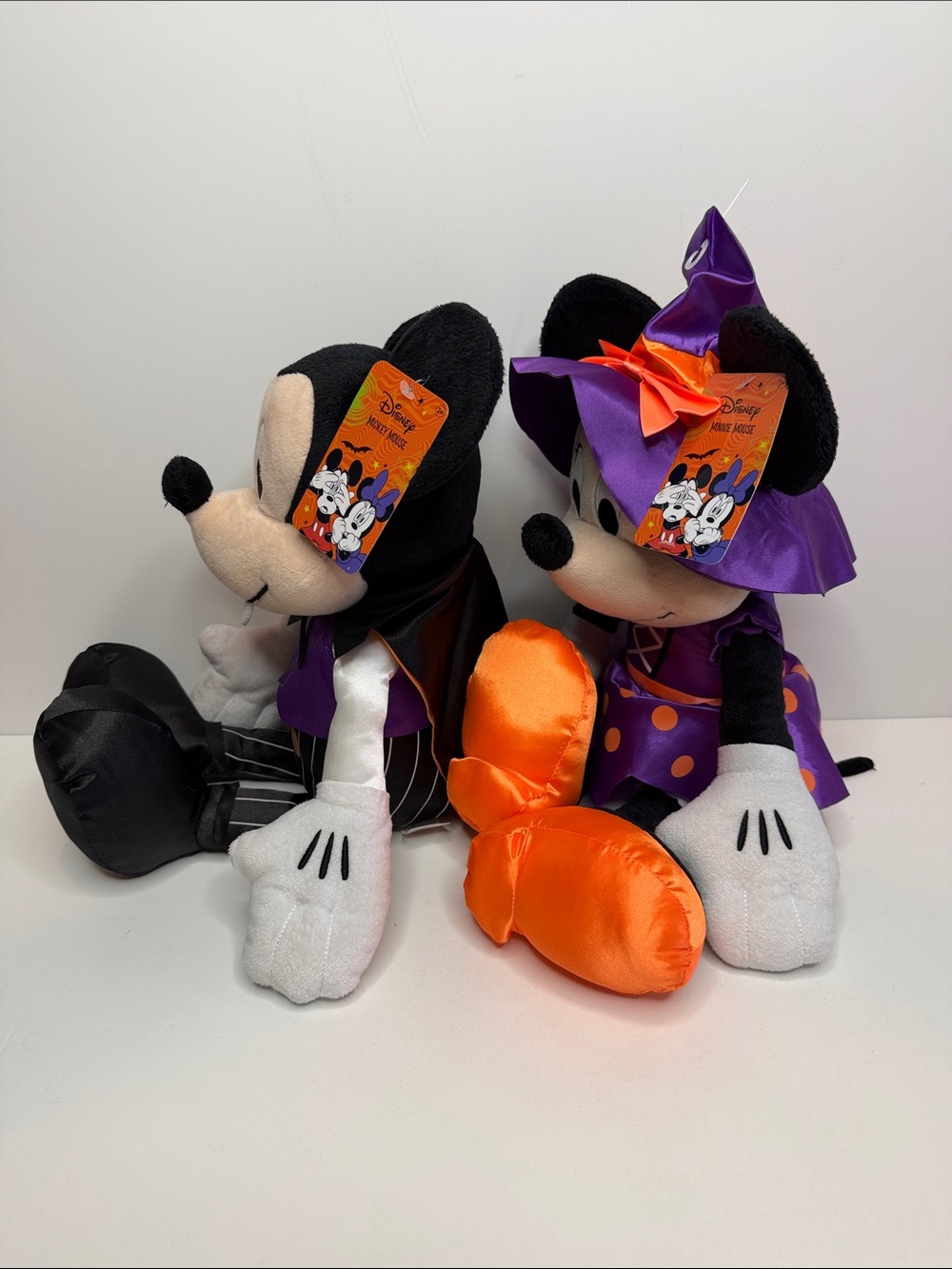Disney Mickey and Minnie Mouse Halloween plush set - Picture 3 of 6